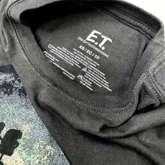 Vintage Inspired Retro 80s Tee - E.T. T-Shirt - Picture 7 of 7